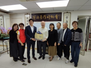 長榮航空香港分公司新到任鄭慶淇總主任一行三位拜訪會所